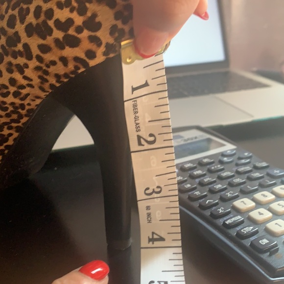 Nine Cheetah Print Heels - Picture 8 of 8